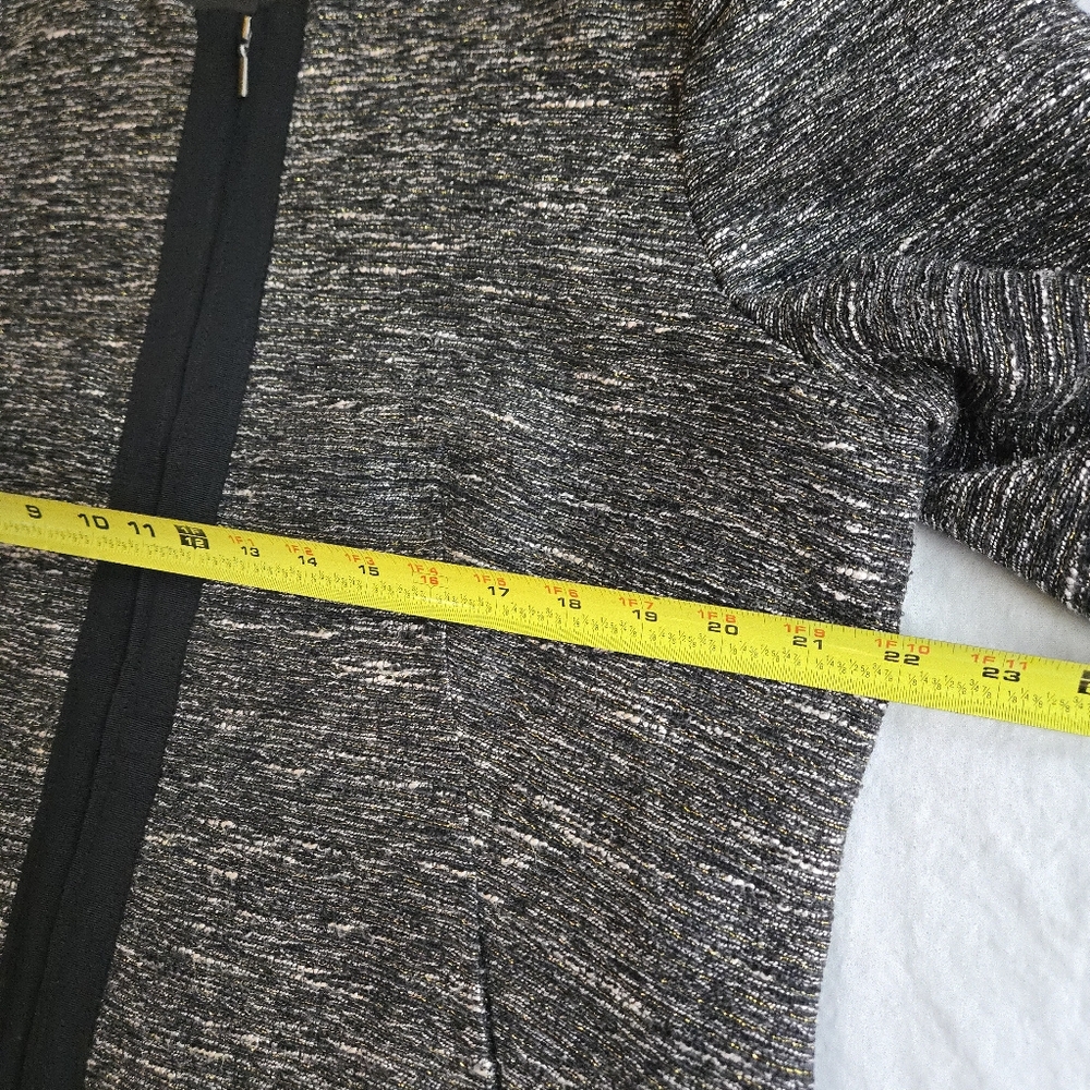 Gap Women's XL Grey Boucle & Gold Metallic Cropped Zip Up Jacket - Picture 4 of 11